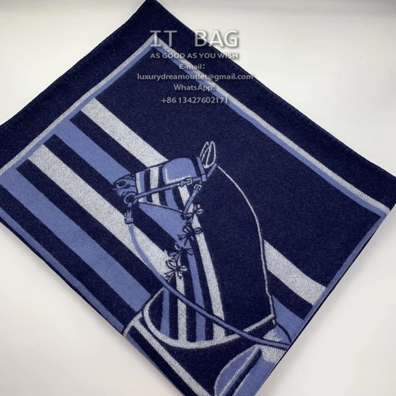 Couvertures Nouvelles plaid marine